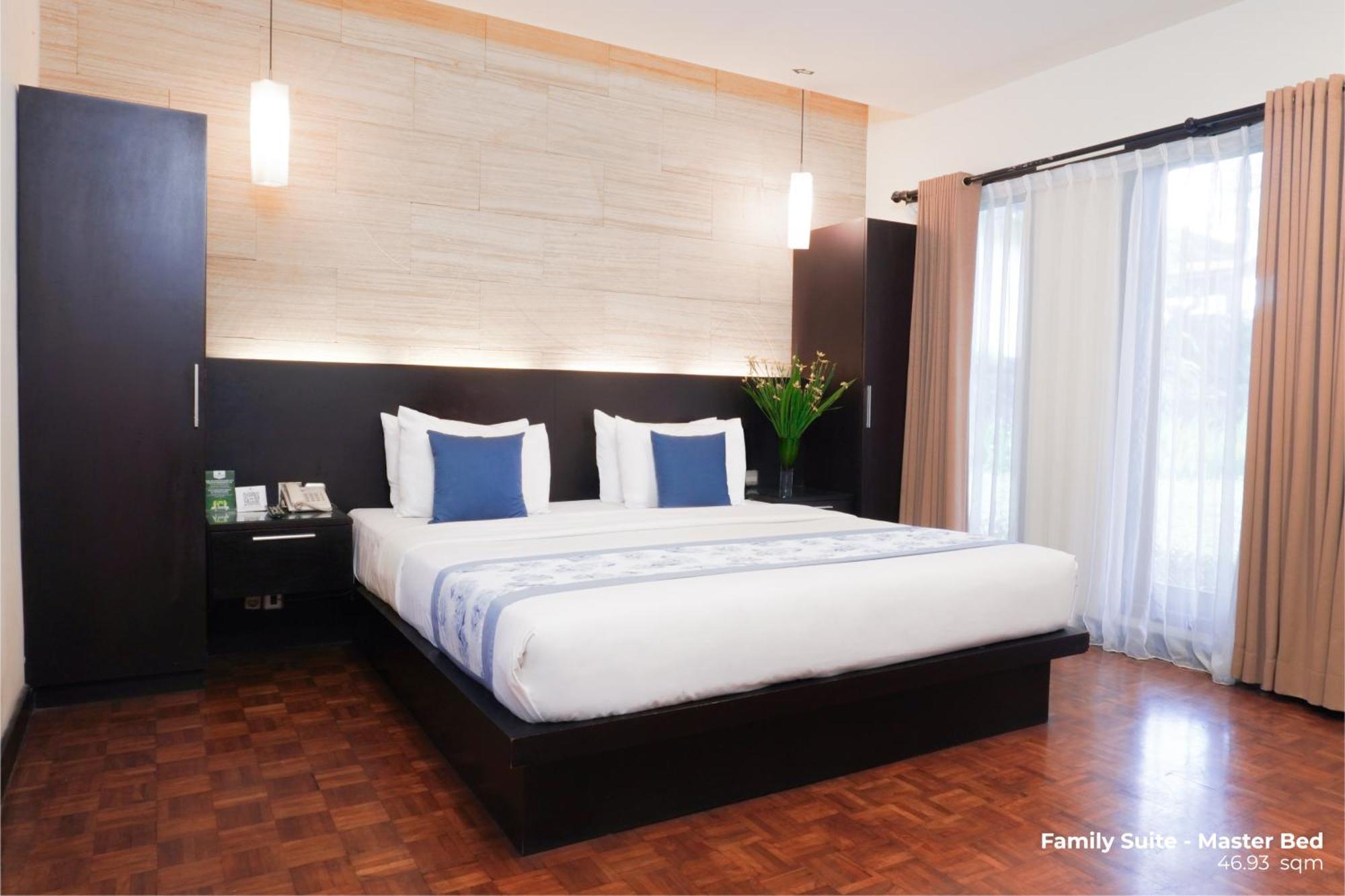 Puteri Gunung Hotel Lembang Exterior photo
