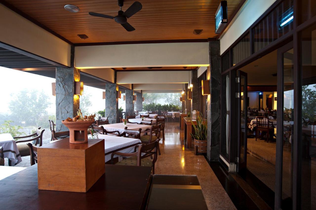 Puteri Gunung Hotel Lembang Exterior photo